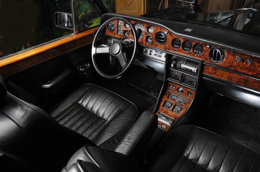  Rolls-Royce Corniche III 1989 года  (фото 3 из 15)
